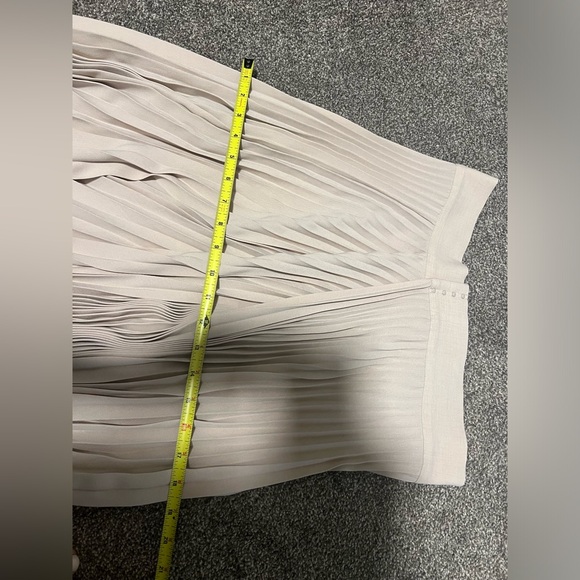 Vince skirt size 4 - Picture 8 of 8